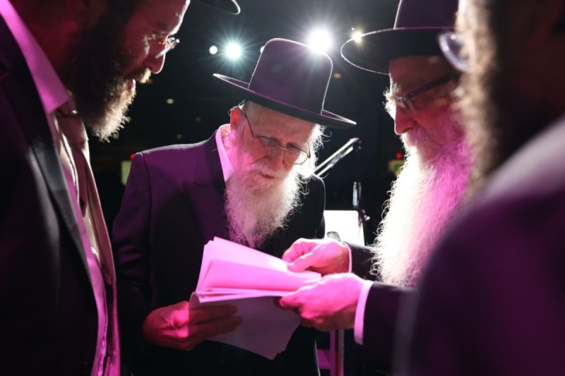 שמוליק קורלנסקי