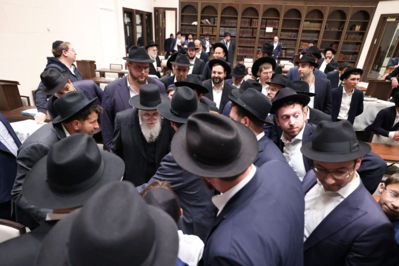 שמוליק קורלנסקי