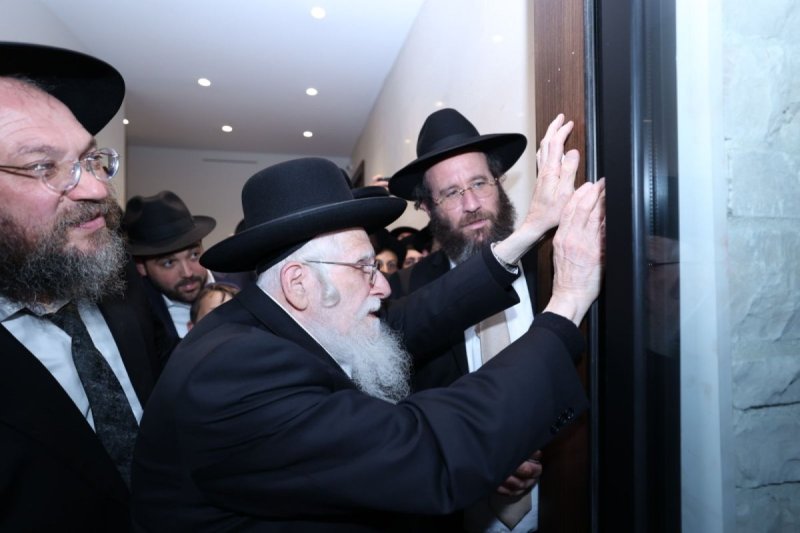 שמוליק קורלנסקי