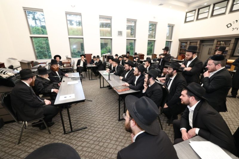 שמוליק קורלנסקי