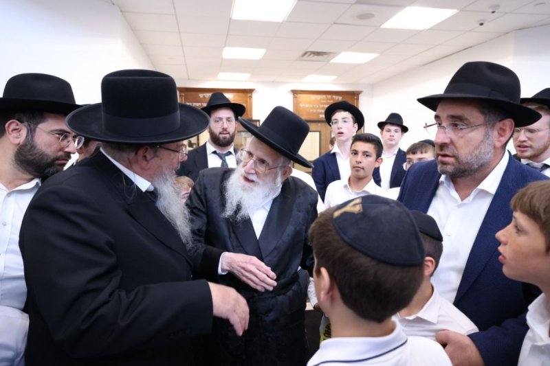 שמוליק קורלנסקי