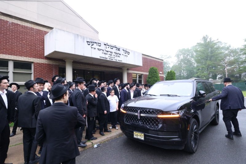 שמוליק קורלנסקי