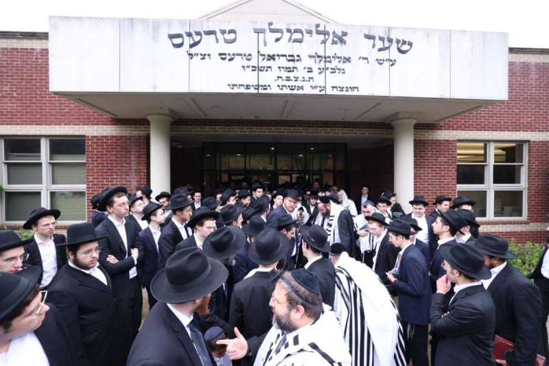 שמוליק קורלנסקי