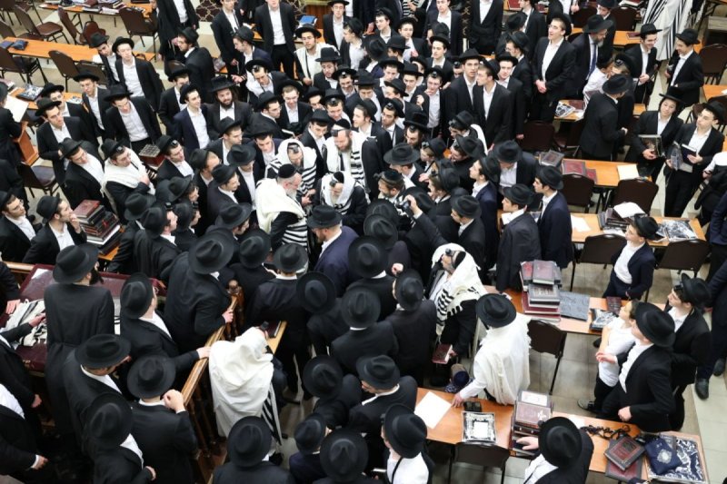 שמוליק קורלנסקי