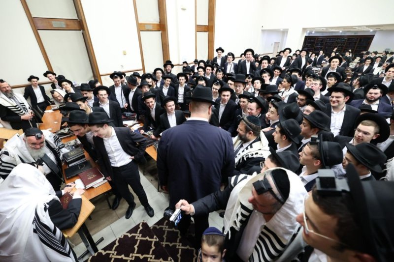 שמוליק קורלנסקי