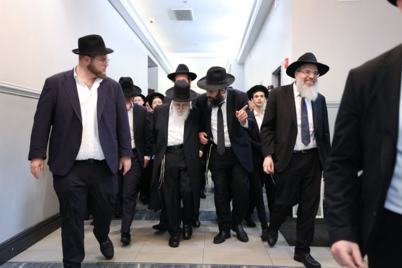 שמוליק קורלנסקי