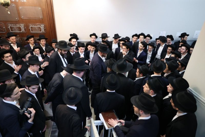 שמוליק קורלנסקי