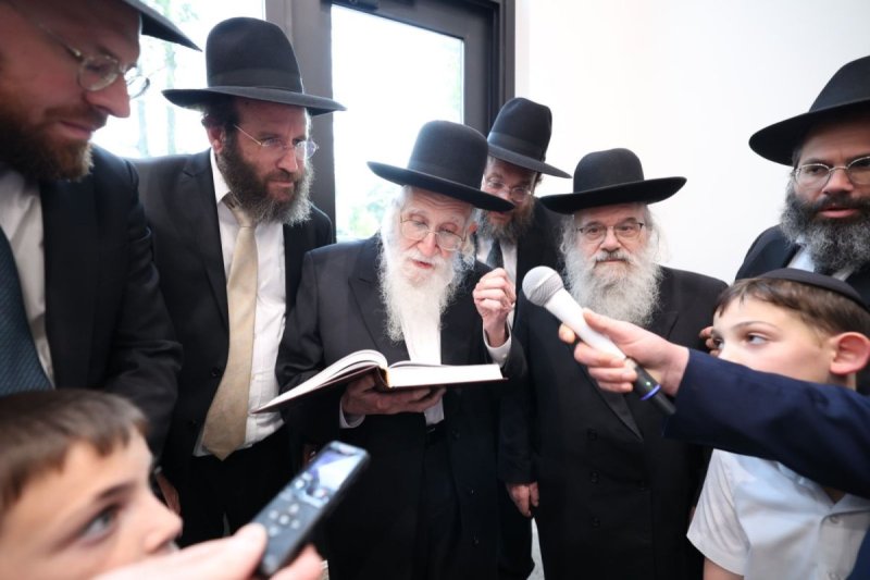 שמוליק קורלנסקי