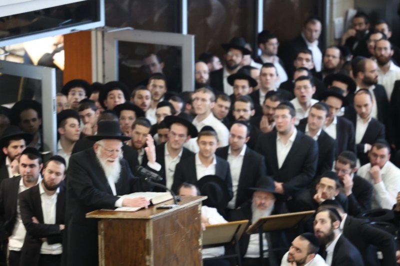 שמוליק קורלנסקי