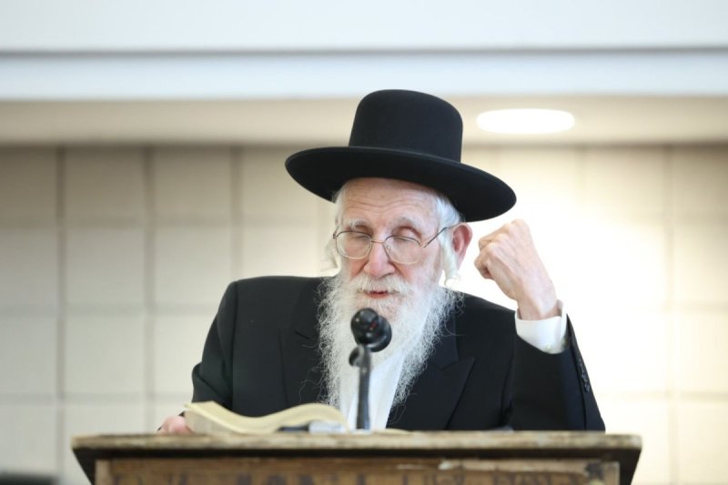 שמוליק קורלנסקי