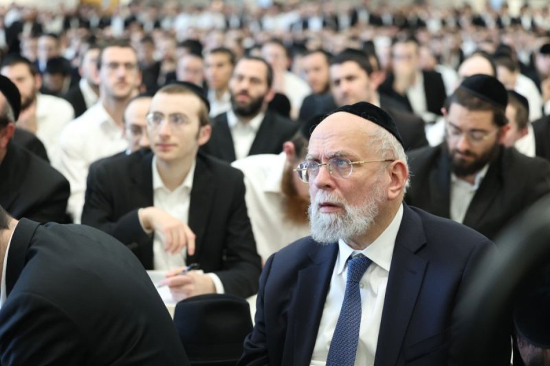 שמוליק קורלנסקי