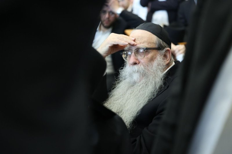 שמוליק קורלנסקי