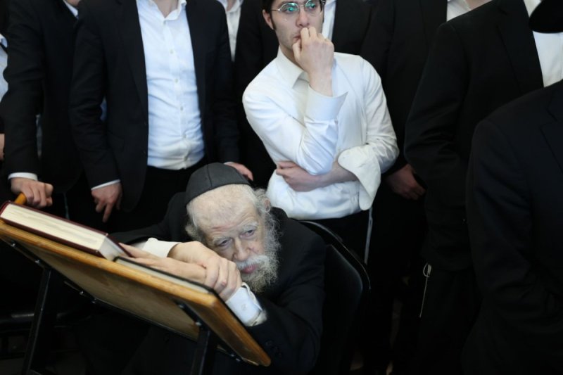 שמוליק קורלנסקי