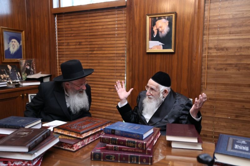 שמוליק קורלנסקי