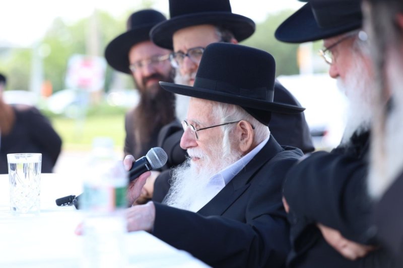 שמוליק קורלנסקי