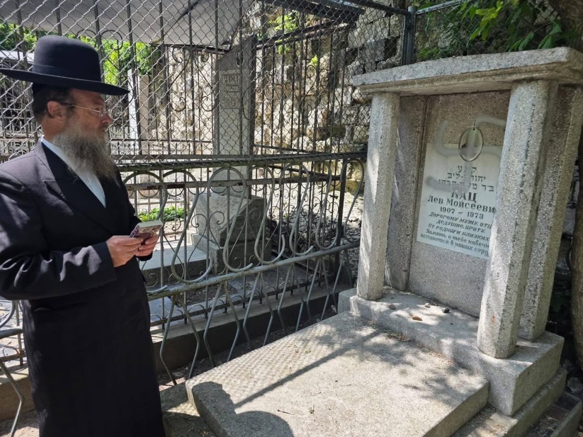 באדיבות המצלם