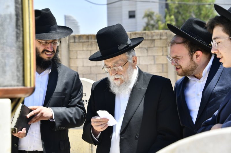 שוקי לרר