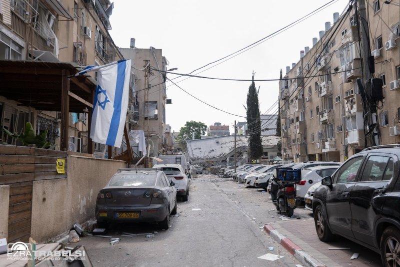 עזרא טרבלסי