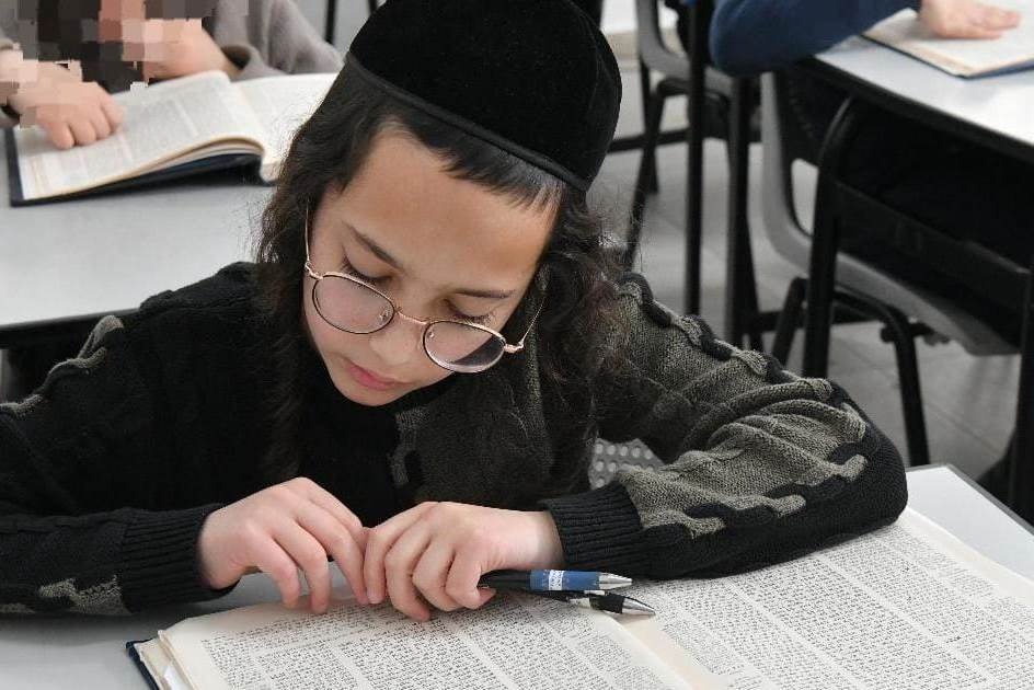 באדיבות המצלם