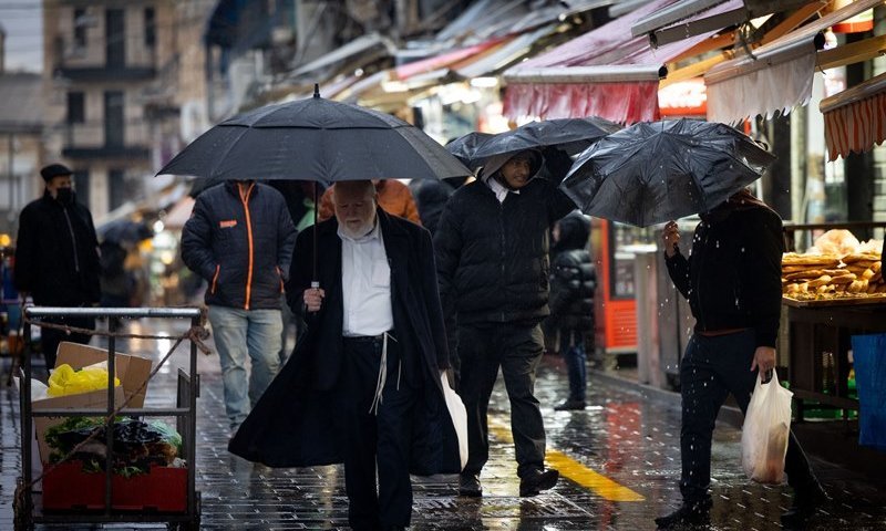 חג גשום ברוב הארץ: יתכנו סופות רעמים; חשש לשיטפונות