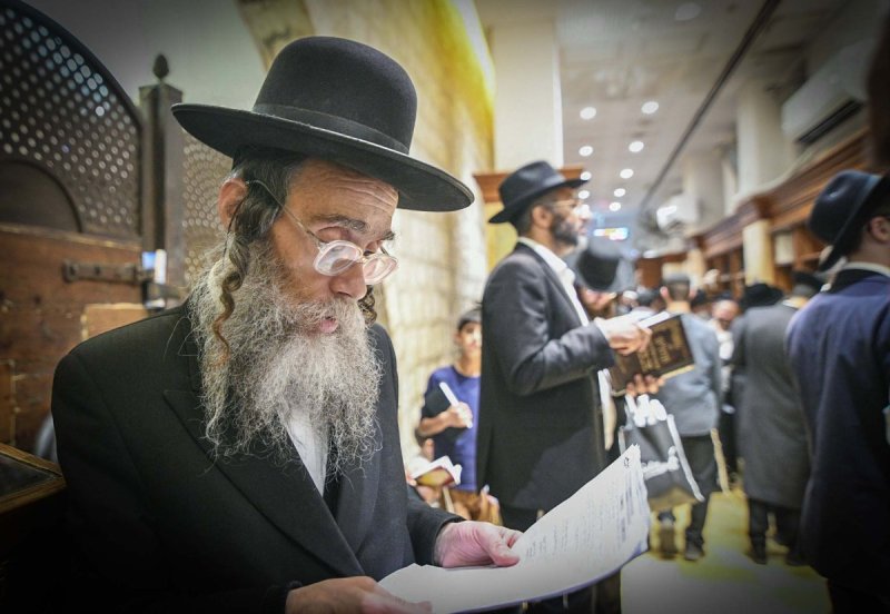 ארי קופרשטוק