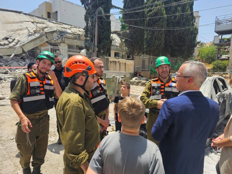 באדיבות המצלם