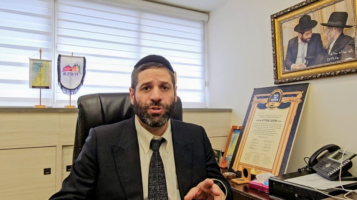 באדיבות המצלם