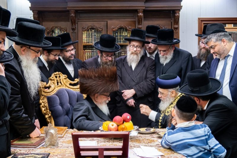 באדיבות המצלם