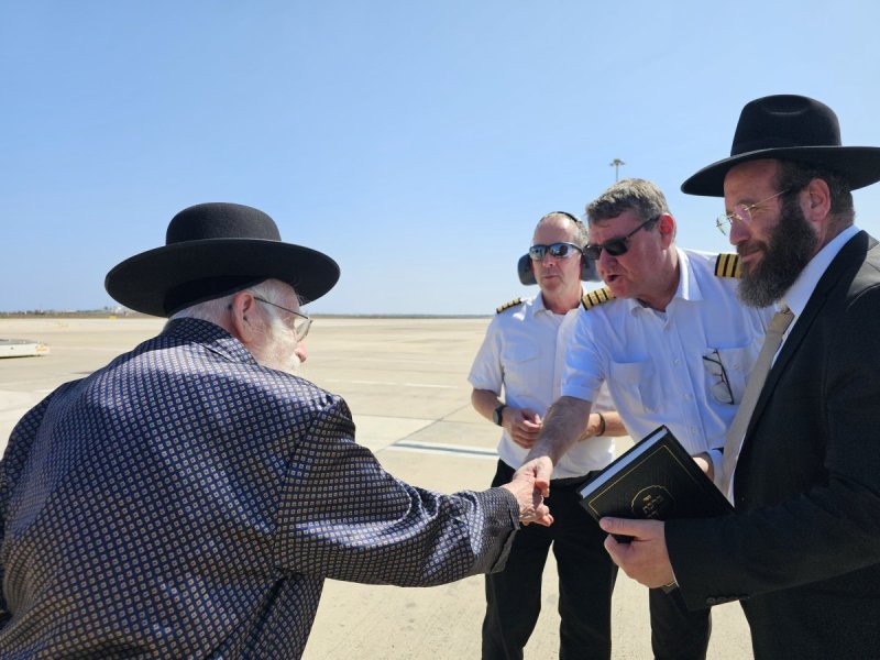 שמוליק קורלנסקי