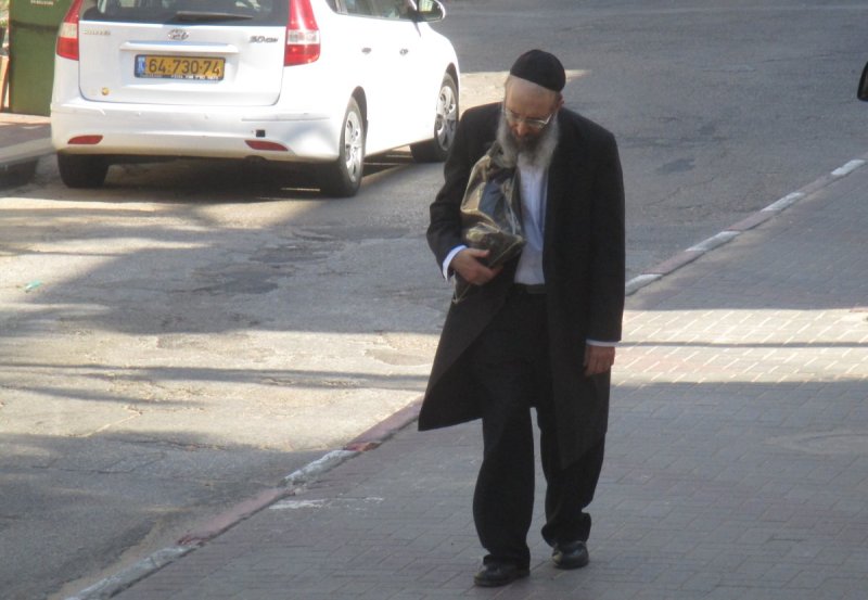  שוקי לרר, ש.פ.ה, מערכת משולחנם, ארכיון