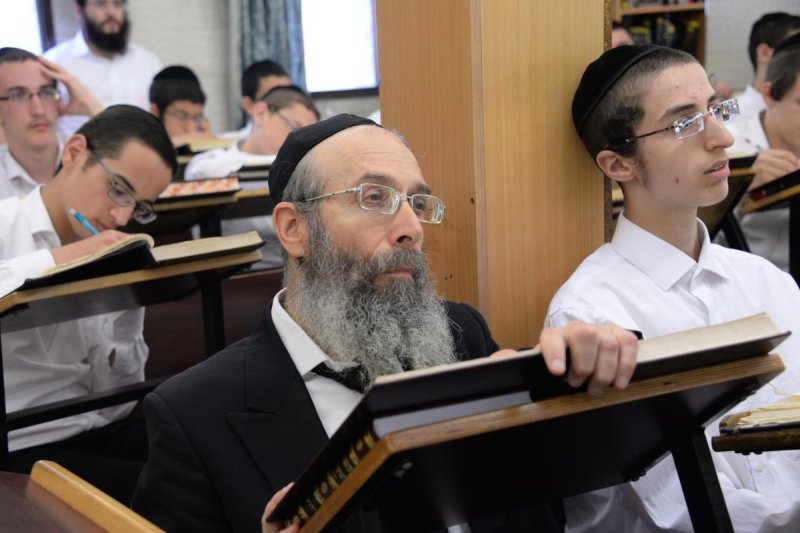  שוקי לרר, ש.פ.ה, מערכת משולחנם, ארכיון