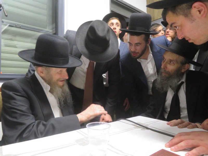  שוקי לרר, ש.פ.ה, מערכת משולחנם, ארכיון