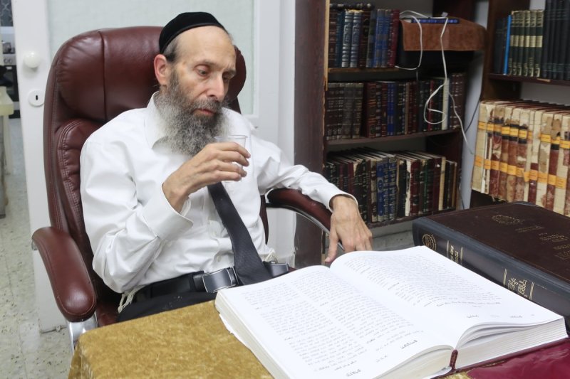  שוקי לרר, ש.פ.ה, מערכת משולחנם, ארכיון