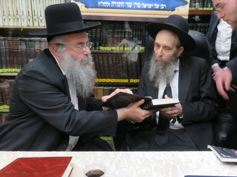  שוקי לרר, ש.פ.ה, מערכת משולחנם, ארכיון