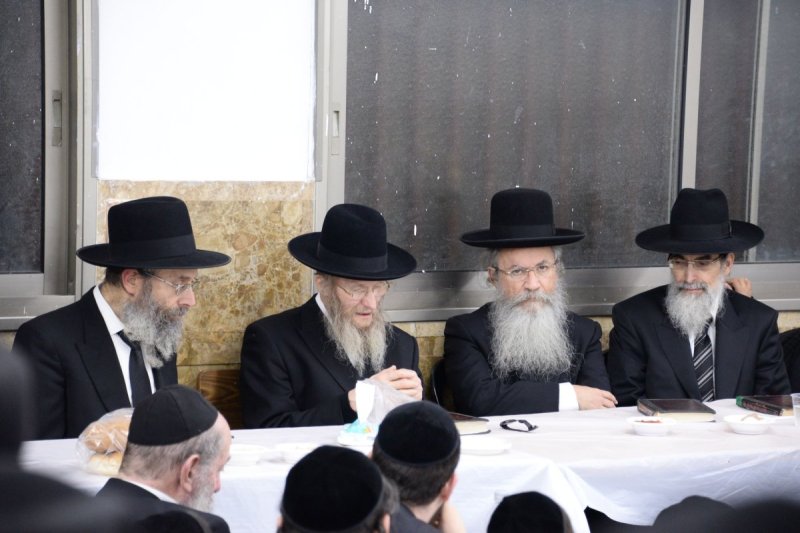  שוקי לרר, ש.פ.ה, מערכת משולחנם, ארכיון