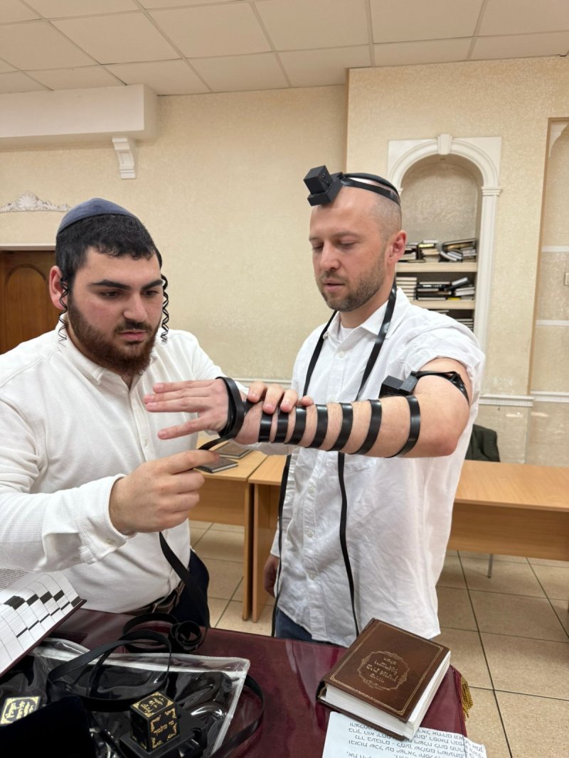 באדיבות המצלם