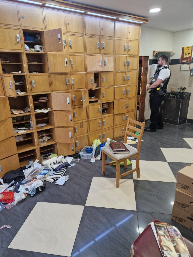 באדיבות המצלם