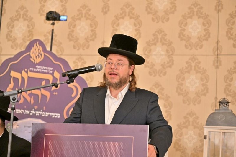 יהושע פרוכטר