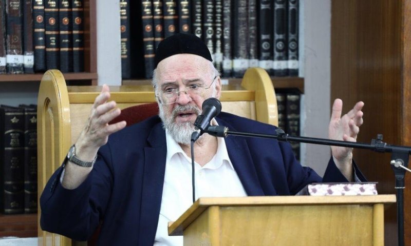 המגיד במסר חשוב לכל הורה: לא לסחוב ילדים בכוח למקלטים