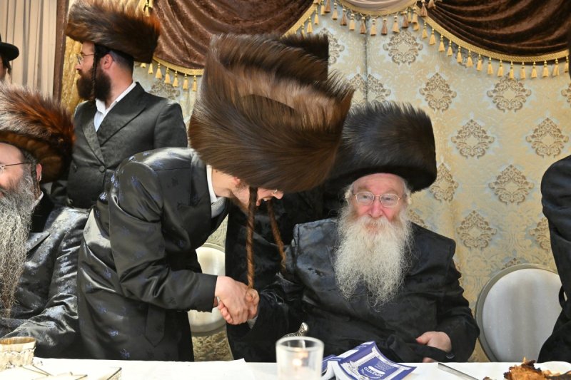 באדיבות המצלם