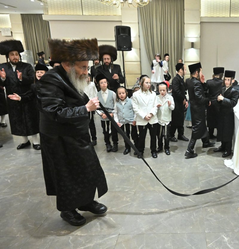 באדיבות המצלם