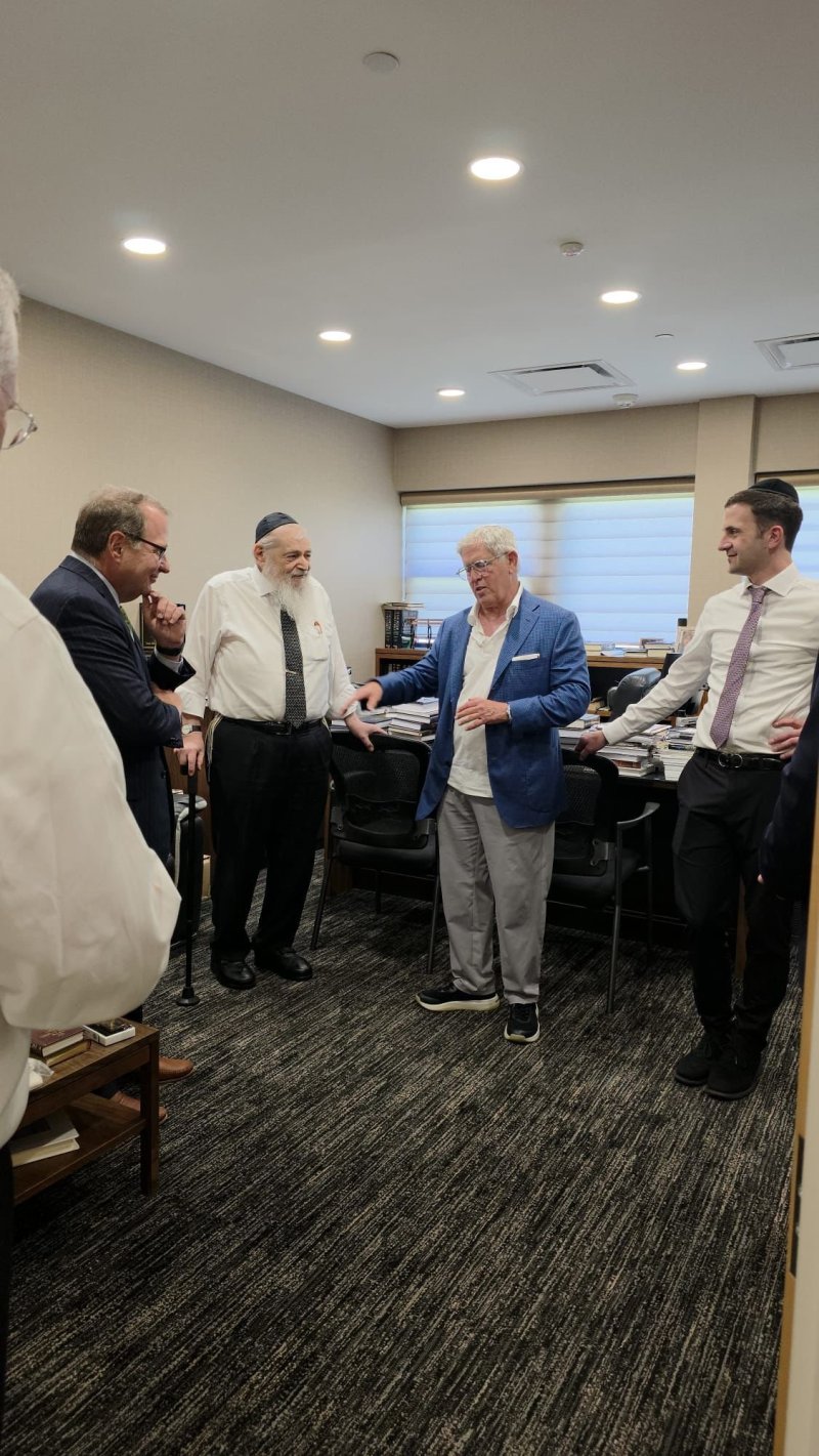 באדיבות המצלם