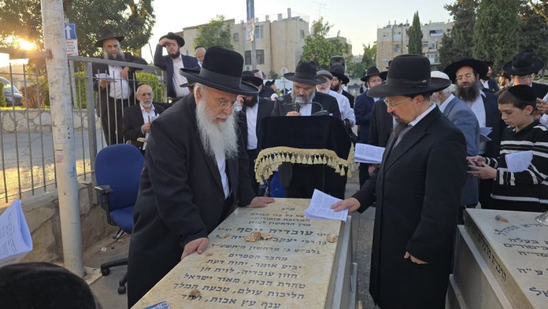 באדיבות המצלם