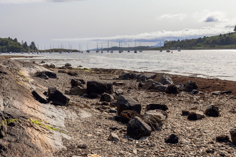 <blat>shutterstock</blat>