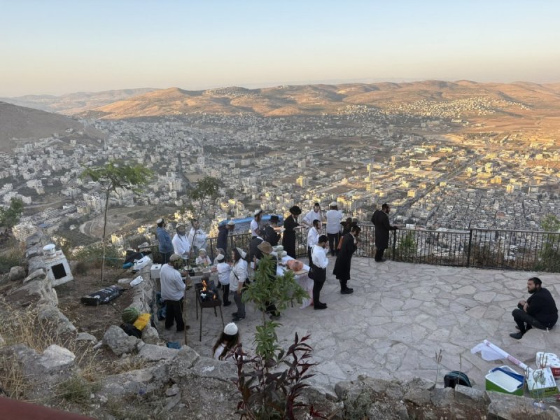 באדיבות המצלם