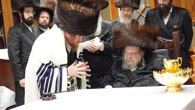 אנשיל בעק וא.מ.ש