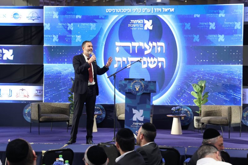 קובי הר צבי ומאיר זלזניק