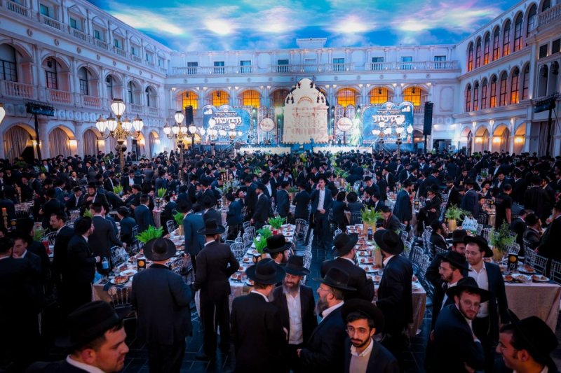 יעקב נחומי ואריאל סר