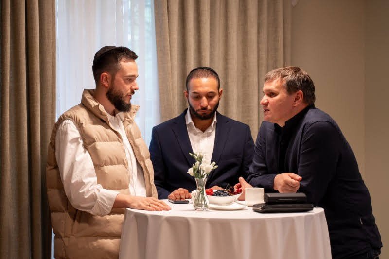 לסין אלכסנדר