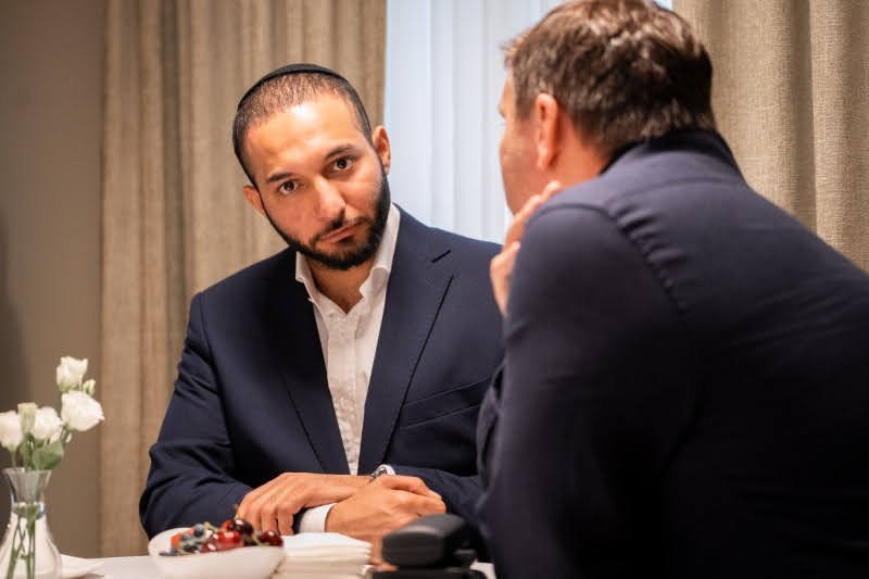 לסין אלכסנדר